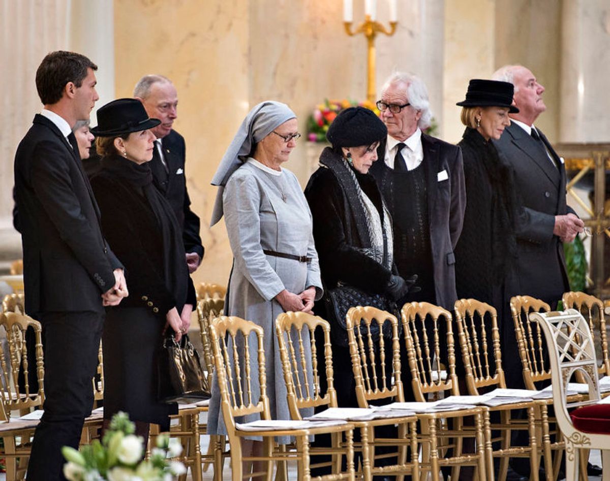 Prins Henriks bisættelse vækker stærke minder. KLIK VIDERE OG SE DE MANGE BILLEDER. Foto: Scanpix