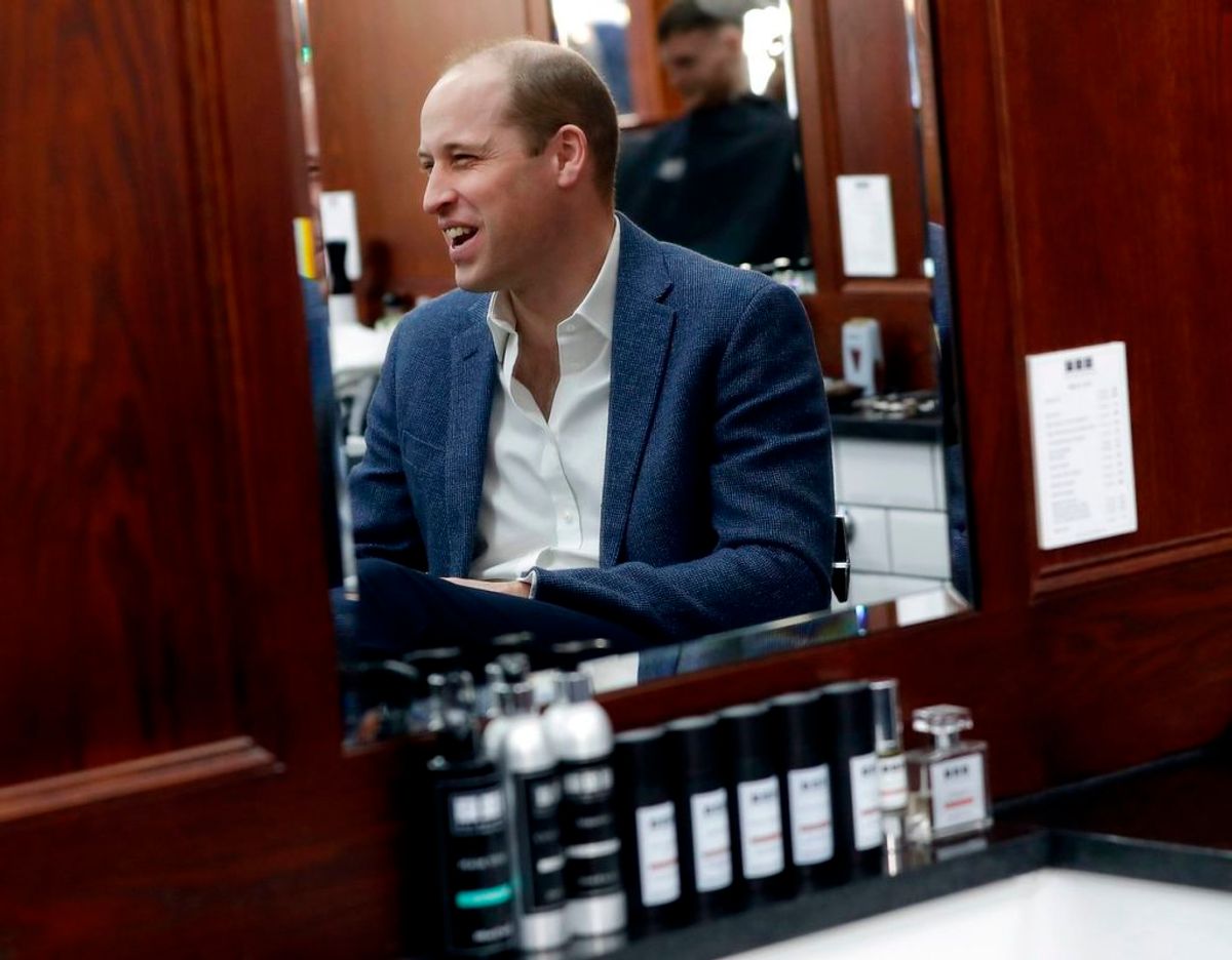 Prins William bliver ofte set med nedknappet skjorte og uden slips. Foto: Scanpix