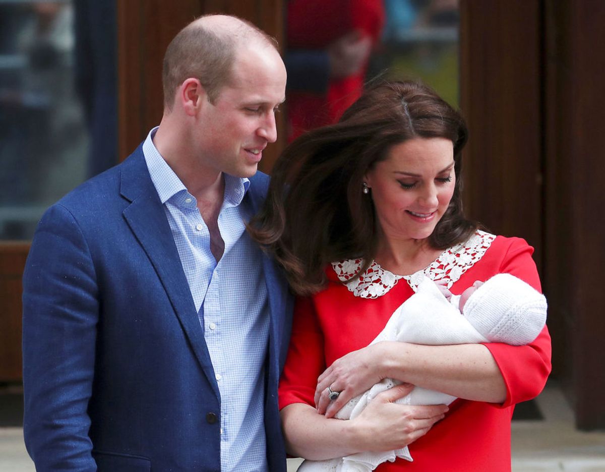 Selv efter fødslen af sin datter Catherine er der ikke noget slips. Foto: Scanpix
