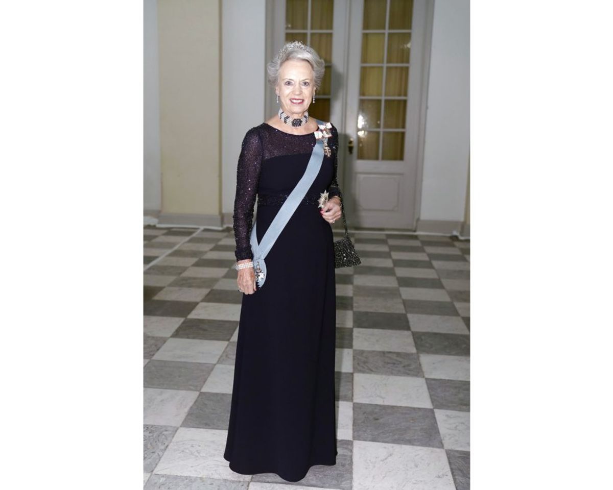Prinsesse Benedikte så ligeledes bragende godt ud – men dronningen overstrålede alle. KLIK FOR MERE. (Foto: Scanpix)