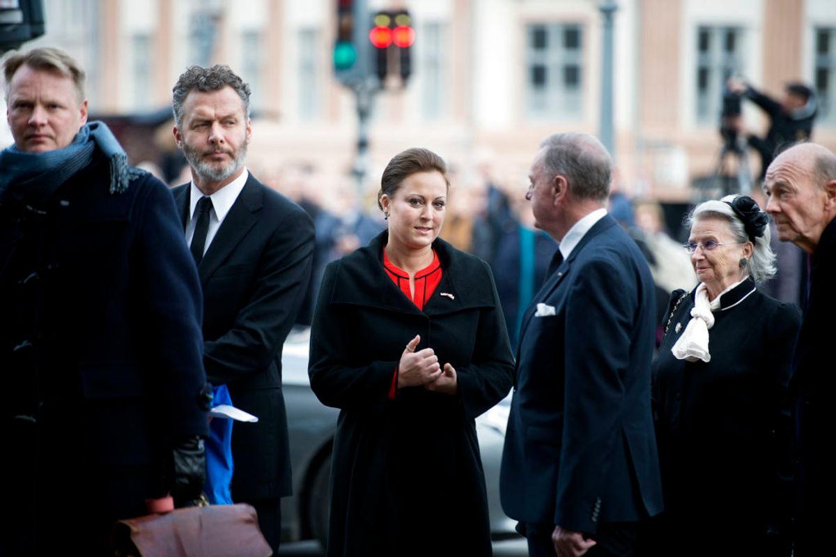 Stéphanie Surrugue til prins Henriks Castrum Doloris. Hun har skrevet en biografi med den afdøde prins. (Foto: Liselotte Sabroe/Scanpix 2018)