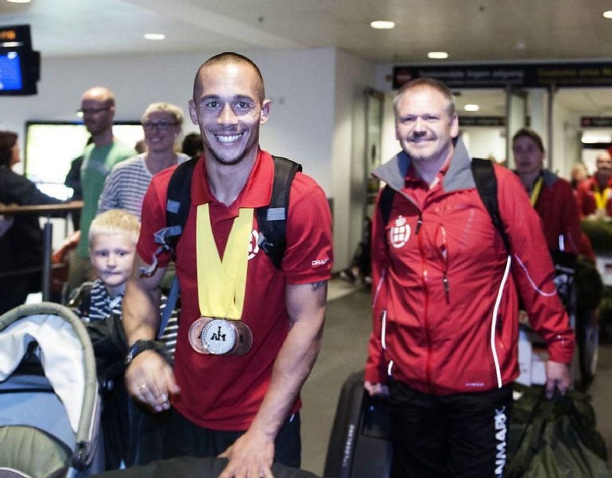 I 2014 vendte Maurice Manuel hjem med fire medaljer og en særlig hædersmedalje fra Invictus Games i London. Foto: Scanpix