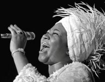 Aretha Franklin mindes af kendte og ukendte