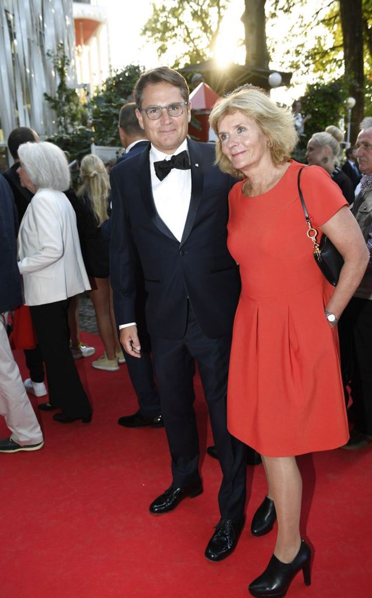 Brian Mikkelsen og hans kone Eliane Wexøe Mikkelsen ankommer. Rød løber – Kronprinsesse Mary og prinsesse Benedikte til premiere på New York City Ballet i Tivolis Koncertsal, onsdag den 15. august 2018. (Foto: Tariq Mikkel Khan/Scanpix 2018)