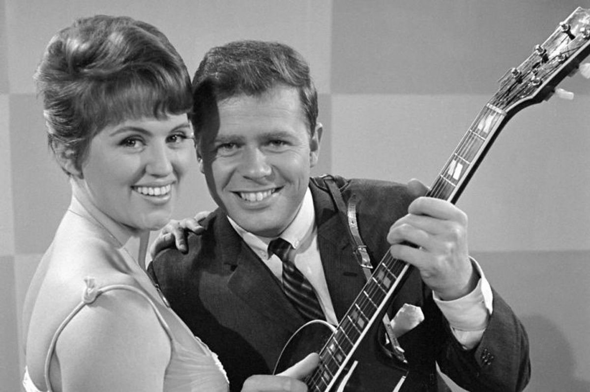 1963: Grethe og Jørgen Ingmann hev for første gang sejren i Eurovision Song Contest hjem til Danmark. Foto: Kurt Lorentzen/Scanpix (Arkivfoto)