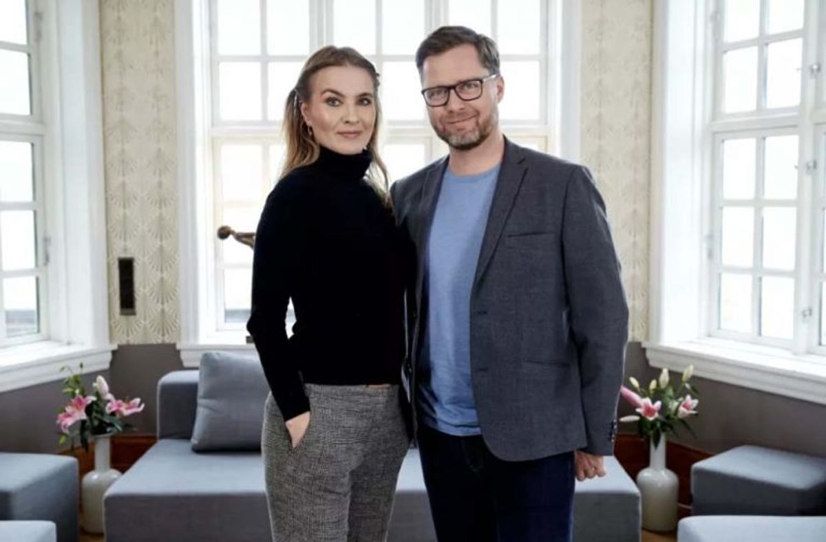 Anne Sofie Espersen får sin debut som tv-vært sammen med Lasse Rimmer. Foto: Discovery Networks Danmark.