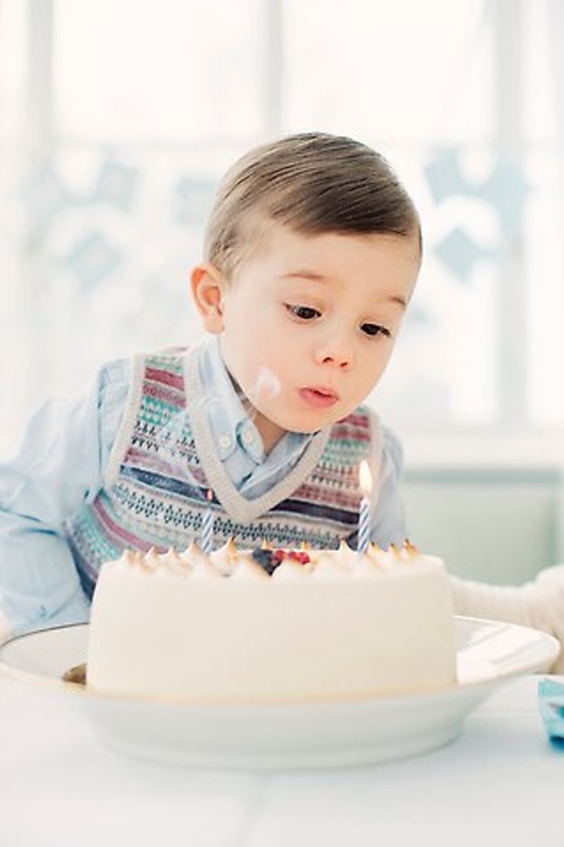Prins Oscar har fødselsdag i dag, fredag den 2. marts 2018, hvor han fylder to år. Foto: Erika Gerdemark/Kungahuset.se