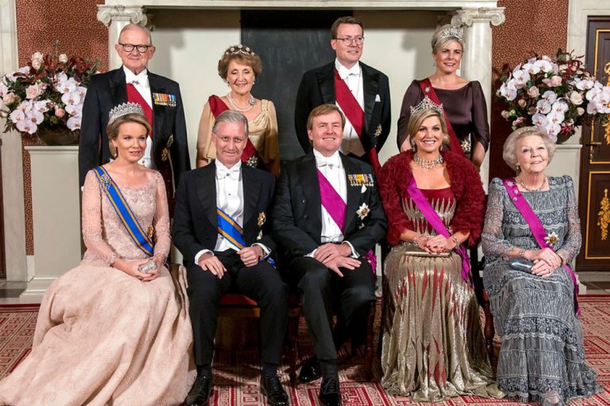 Beatrix har fødselsdag i dag – og den fejres med familien Her ses eks-dronningen forrest til højre. Arkivfoto: Danny Gys/Scanpix