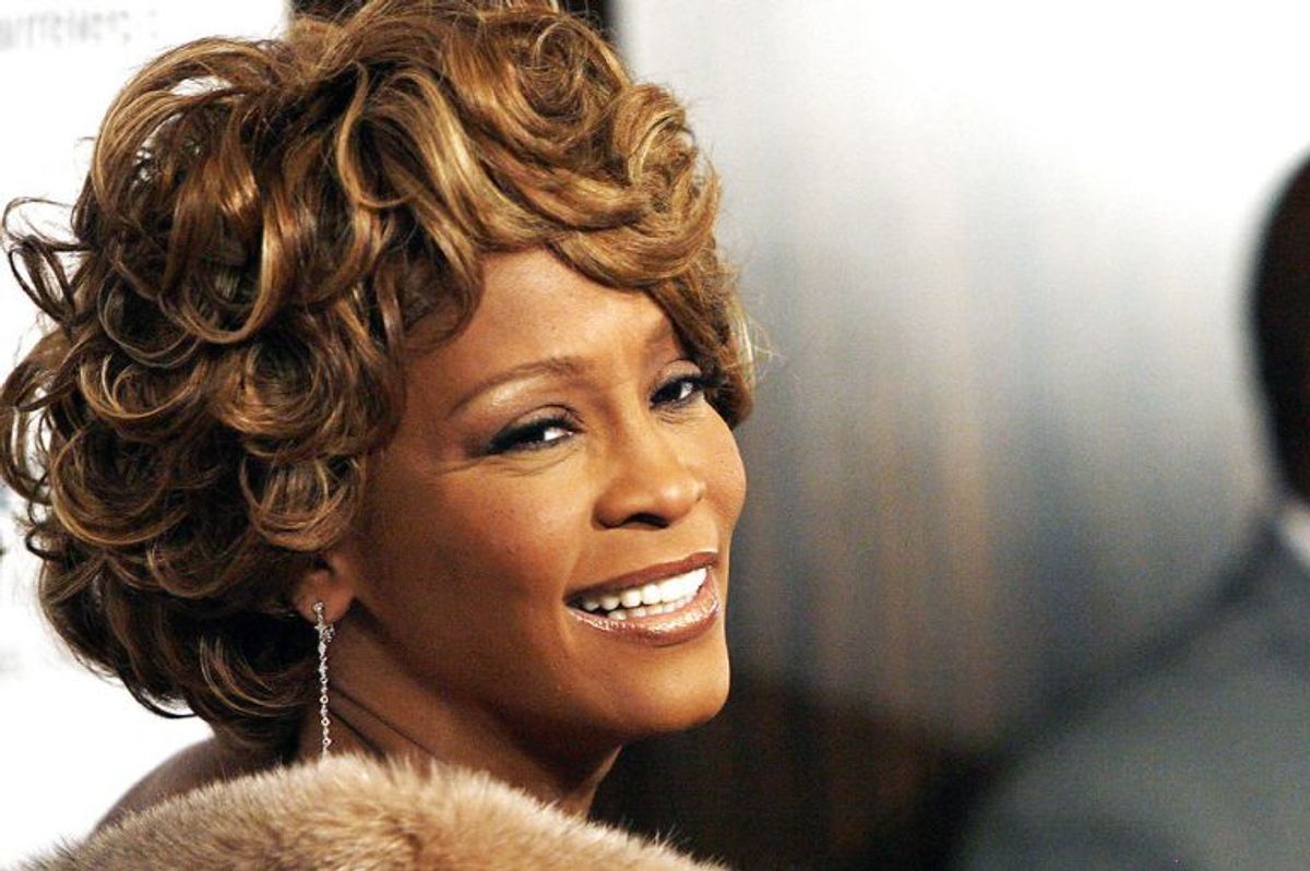 For 62 år siden sendte Elvis en single på gaden, der holdt sig som nummer et i 11 uger. Den rekord på først slået 36 år senere af Whitney Houston. Arkivfoto: Mario Anzuoni/Scanpix