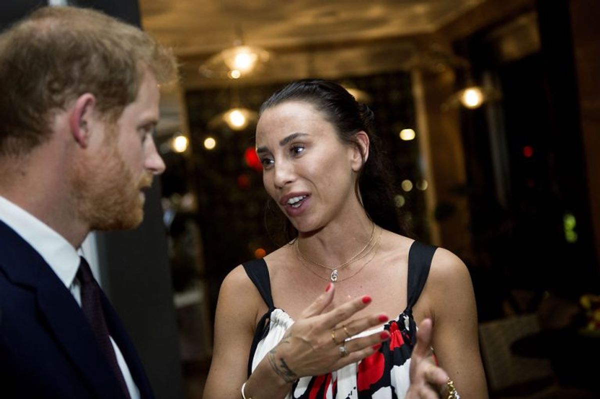 Britiske prins Harry fik en snak med Medina ved en reception på Nimb i Tivoli den 25 oktober. Foto: Liselotte Sabroe/Scanpix (Arkivfoto)