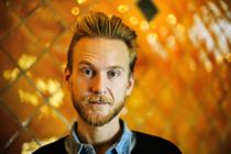 Huxi Bach sætter hjemmet til salg