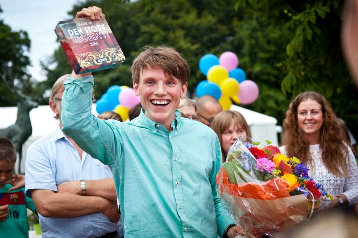 Bagedyst-Tobias har haft stor succes både som bagedyst-vinder i 2014 og i tiden efter. Men han mangler en kæreste.
