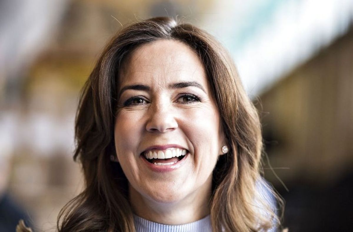 Tirsdag pakkede kronprinsesse Mary rygsække på Lego i Billund. KLIK VIDERE OG SE BILLEDERNE. Foto: Henning Bagger / Scanpix.