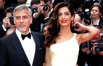 Grådkvalt Damon: George Clooney skal have tvillinger