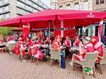 Amsterdam er blev rød og hvid