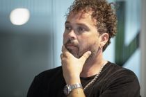 Krænkelser på Aros: Direktør er fortid