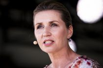 Mette F. går ombord hos Beha