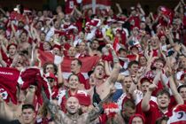 Kasper Hjulmand håber på dansk fanhjælp fra Boris Johnson