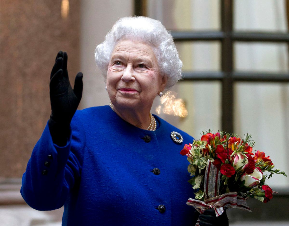 Britiske dronning Elizabeth kan næste år fejre 70 års jubilæums som sin nations regent. Det fejres blandt andet med en kæmpe koncert arrangeret af BBC. Foto: Scanpix/REUTERS/Alastair Grant/pool