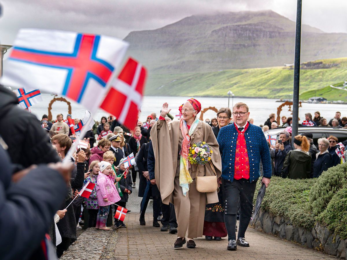Her ankommer til Miðstaðarlundin.