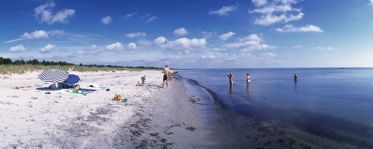 En 13-årig dreng reddede 83-årig kvinde fra at drukne ud for Marielyst Strand mandag eftermiddag. Billedet er ikke relateret til historien.