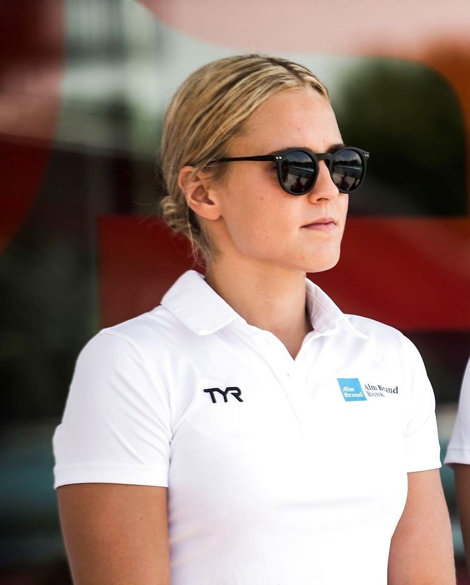 Den tidligere OL-svømmer Sarah Bro bearbejder stadig bruddet med sin ekskæreste, Hollywoodstjernen Zac Efron. Deres forhold var turbulent.