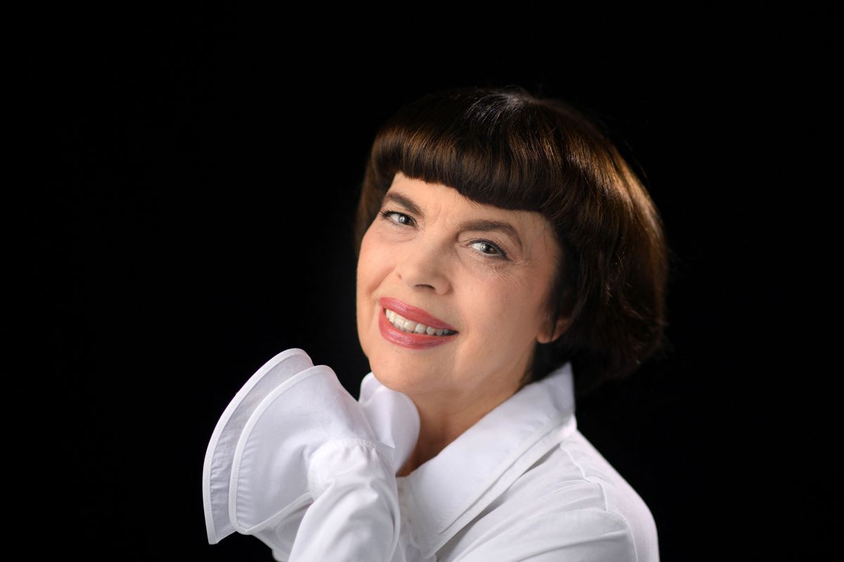 Som 22-årig var Mireille Mathieu Frankrigs mest berømte sangerinde. 22. juli fylder hun 75 år.