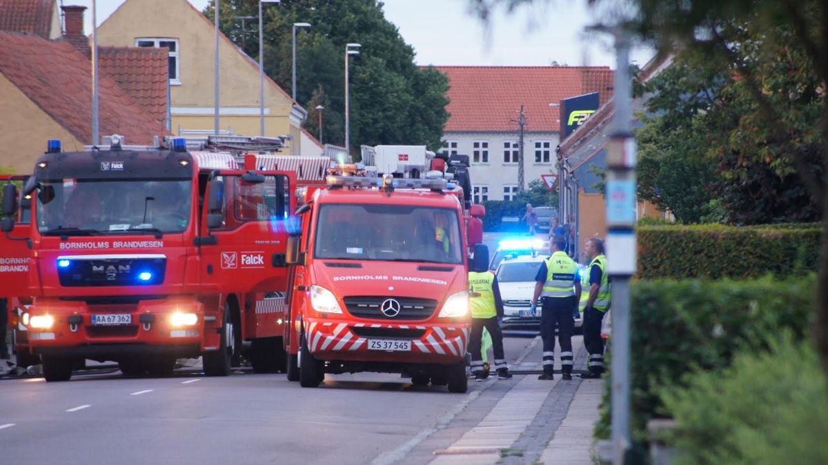 Tekniske undersøgelser har vist, at villabranden på Paradisvej i Nexø var påsat. Foto: presse-fotos.dk