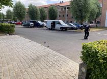 Mand stukket i halsen