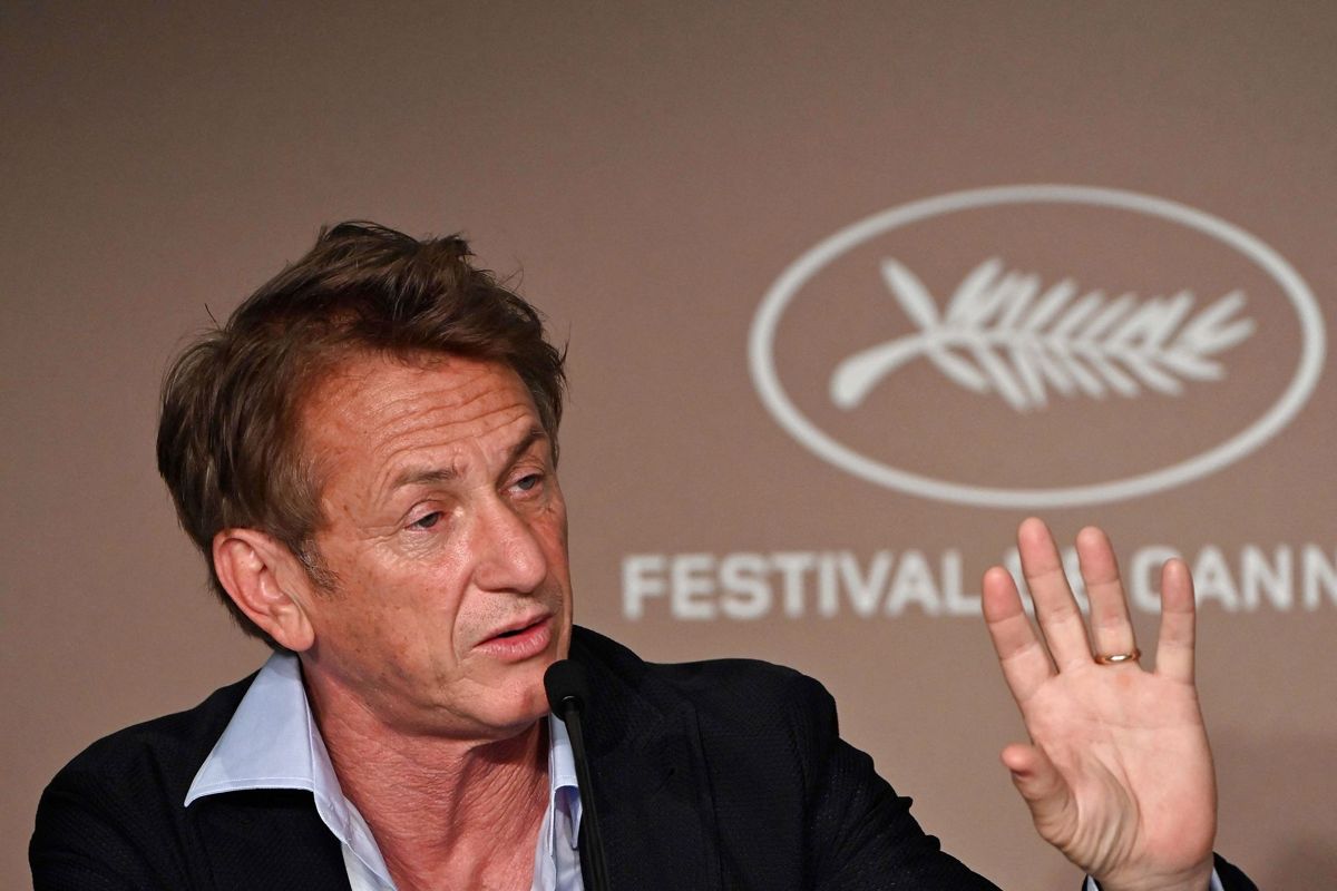 Sean Penn kommer først tilbage, når alle omkring serien er vaccineret mod coronavirus. Foto: John MACDOUGALL / AFP