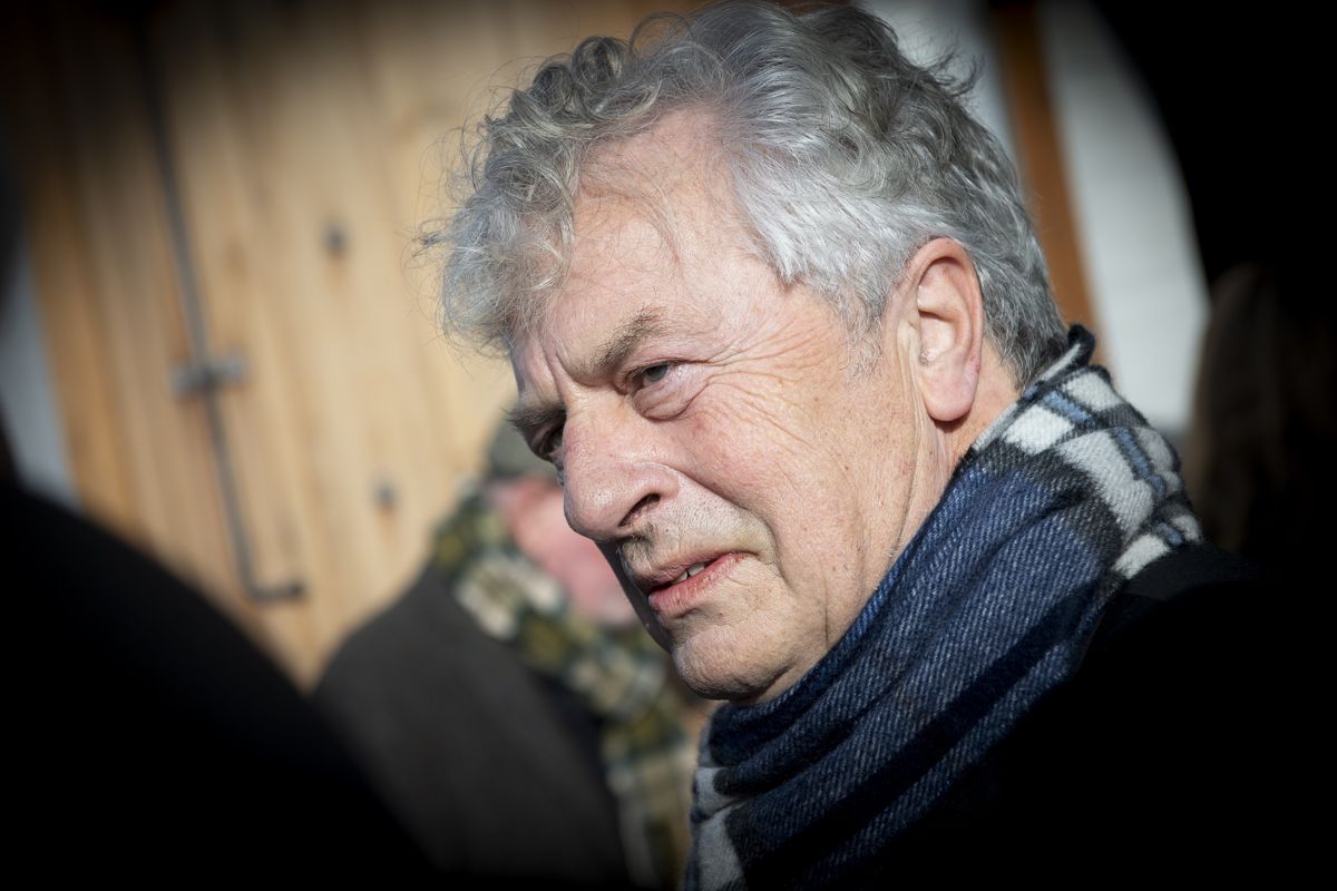 Erik Stephensen ved lillebroren Ole Stephensens bisættelse i Holte Kirke i 2019. Den 24. juli fylder Erik Stephensen 70 år. - Foto: Liselotte Sabroe/Ritzau Scanpix