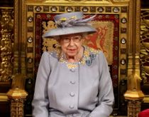 Det sidste dronningen har brug for