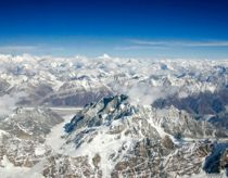 Kendt bjergbestiger dræbt på K2