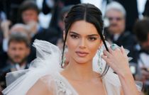 Sagsøgt for millioner