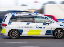 Ung mand stukket ned