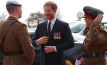 Opmuntrer Afghanistan veteraner