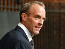 Minister i shitstorm efter luksusferie