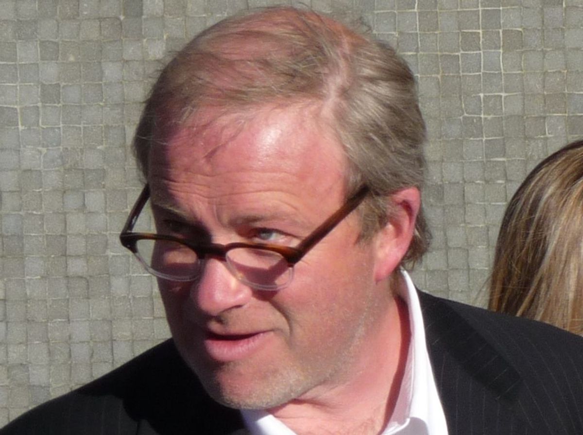 Henry Enfield, der spiller prins Charles i sitcom-serien.