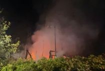 Person fundet død i nedbrændt sommerhus