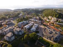 Politimand fundet død