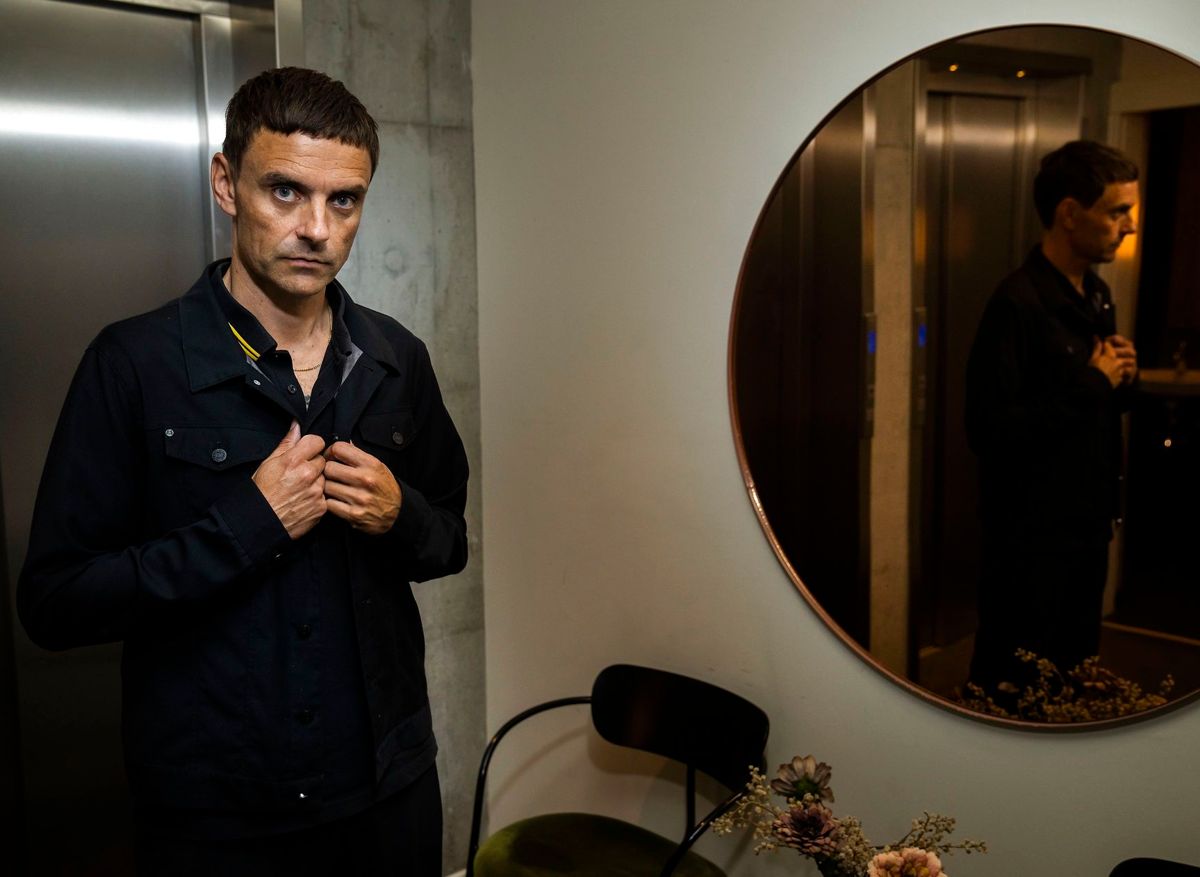 Corona-nedlukningen har været en dyr 'fornøjelse' for Simon Kvamm.