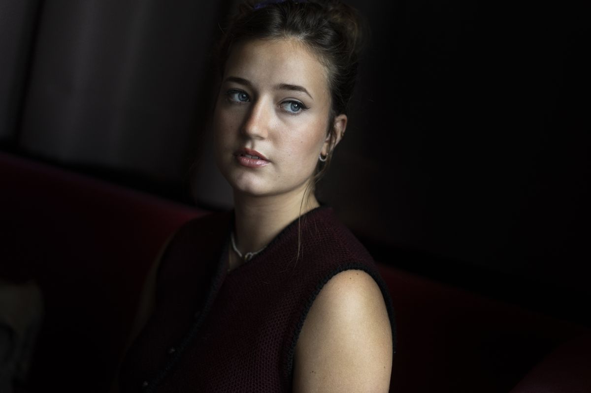I jobbet som skuespiller bruger Fanny Bornedal sig selv utroligt meget. Hun beskriver det som vildt hårdt, grænseoverskridende og ofte ret personligt, men mener også, at det er den del af jobbet som skuespiller.