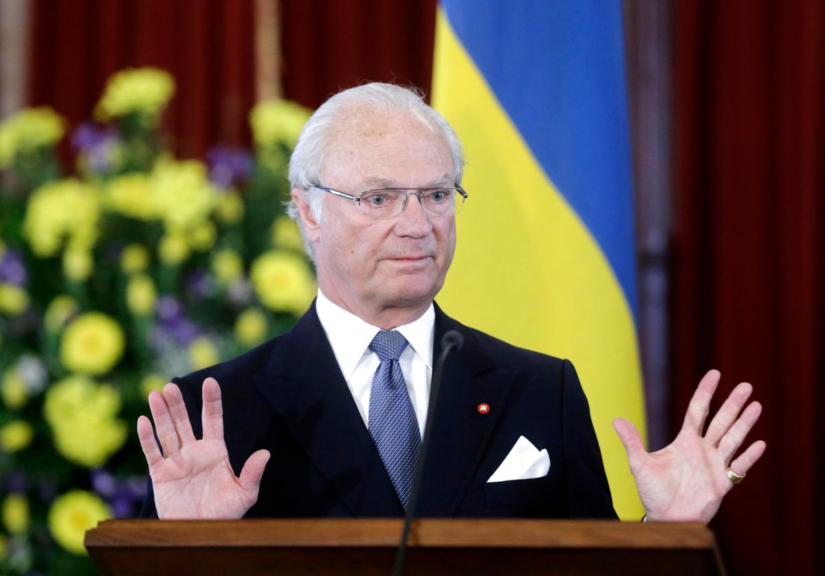 Den svenske konge stiller sig positiv overfor fremadrettet at skabe mere gennemsigtelighed i sin økonomi.
