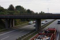 Drama ved motorvejsbroer