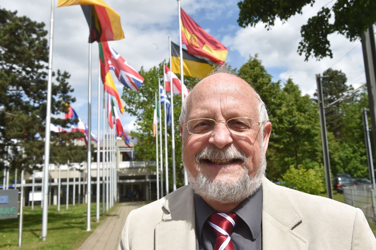 Tom Høyem var grønlandsminister fra 1982 til 1987 i Firkløverregeringen, og senere blev han lokalpolitiker i Karlsruhe i Tyskland. Han har også været forretningsmand med blandt andet hundefoder og hi-fi. (Arkivfoto)