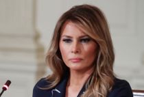 Melania i det røde felt