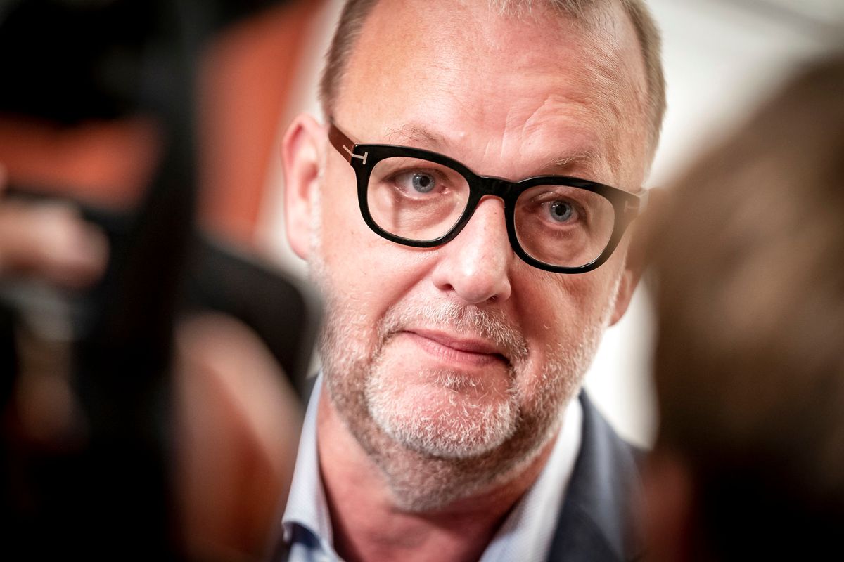 Lars Christian Lilleholt er netop blevet opereret.