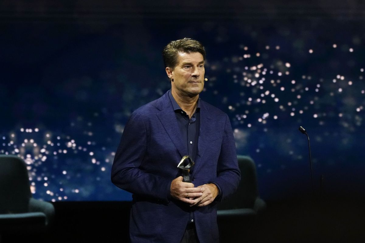 Michael Laudrup modtager prisen som det største danske sportsnavn i de sidste 125 år.