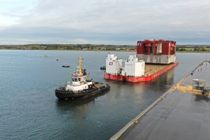 Pylonfod trukket ud i Storstrømmen