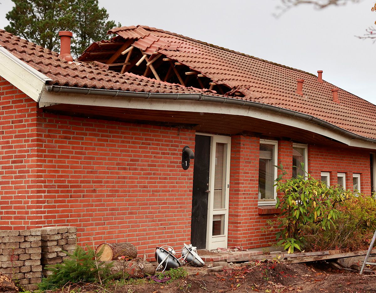 Dele af huset kollapsede onsdag.